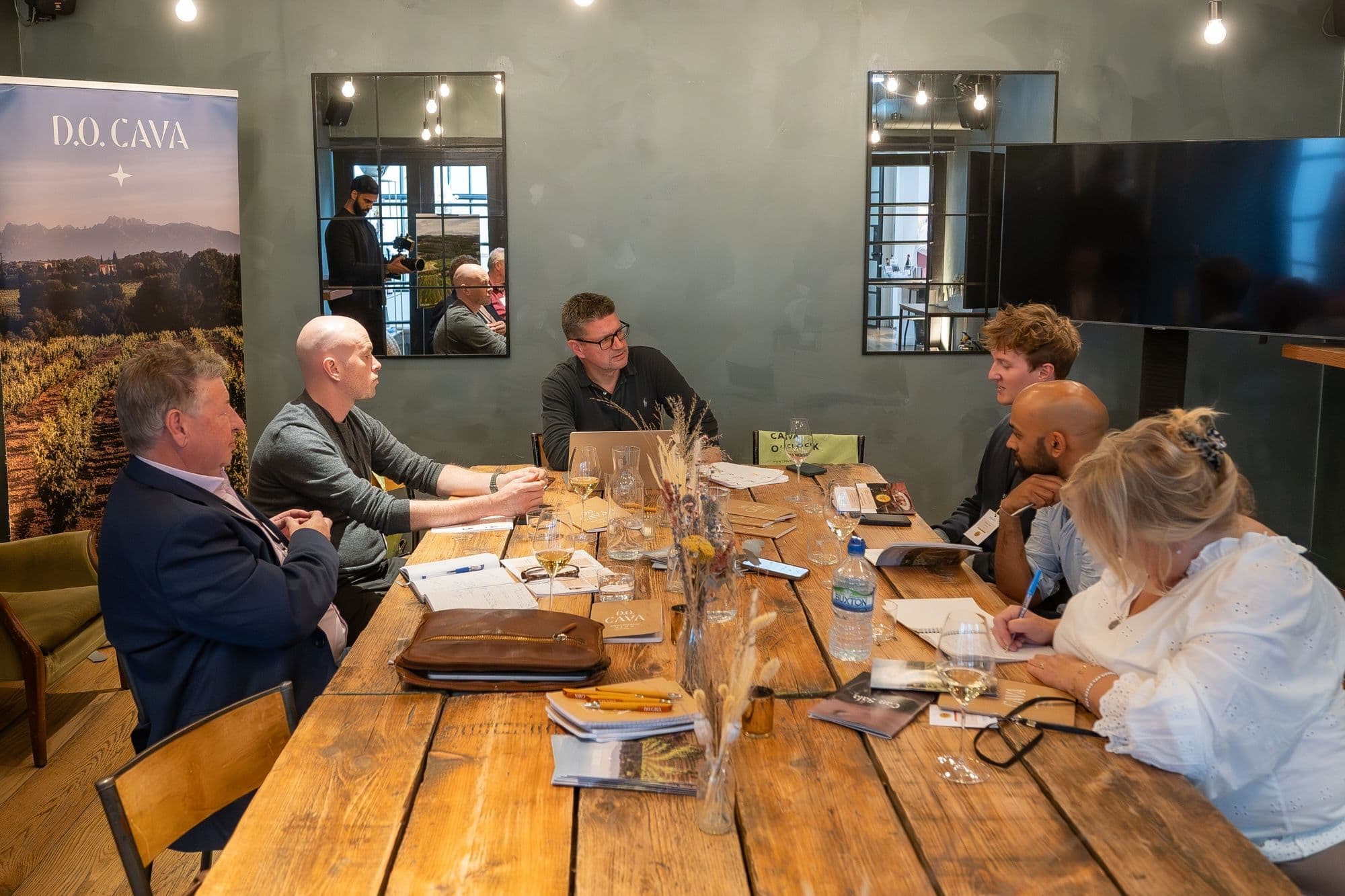 UK buyers on exciting potential of Cava de Guarda Superior