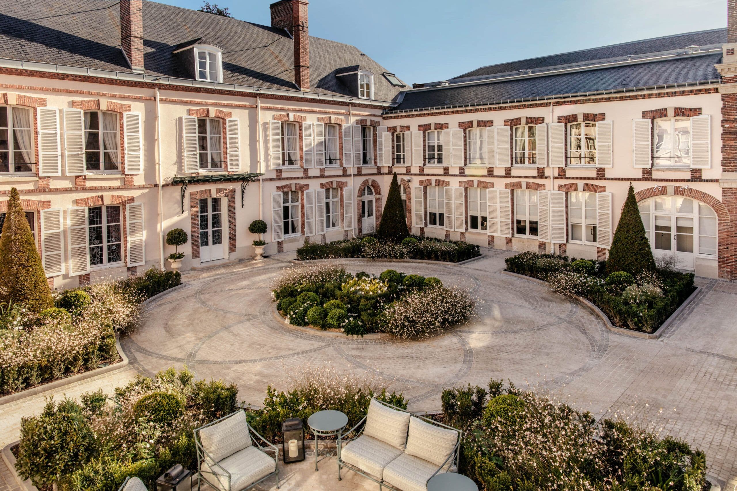 Champagne Perrier-Jouët: 120 years of La Belle Époque