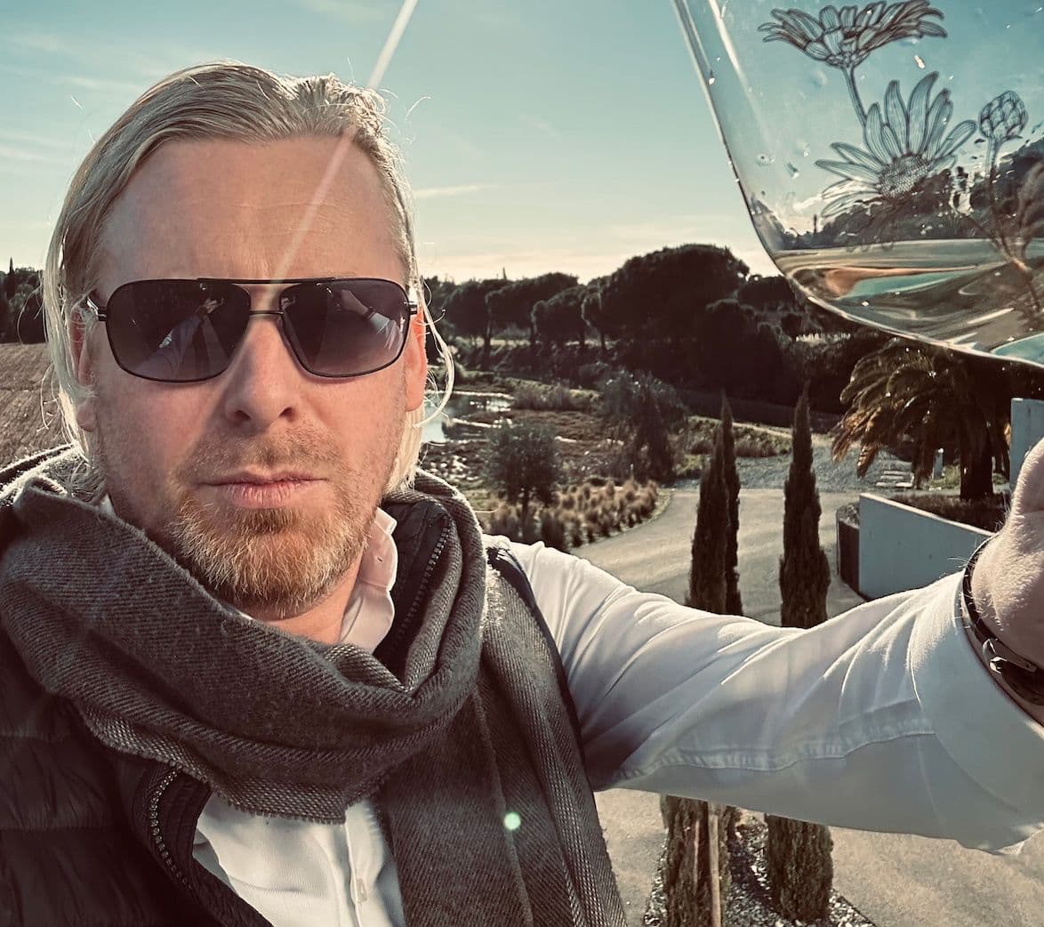 Rohan Anderson on relationships & bonds that help sell great wine