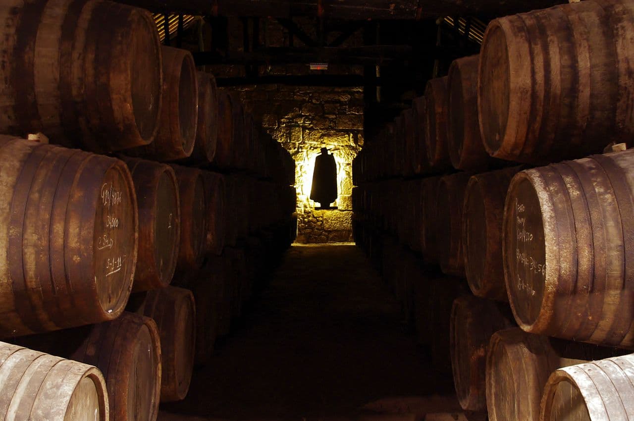 Sandeman to excite premium on-trade with new look aged Tawnies
